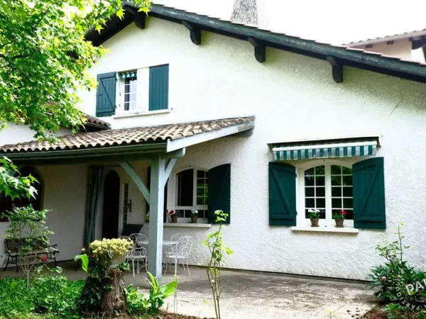 Maison 7 pièces 190 m²