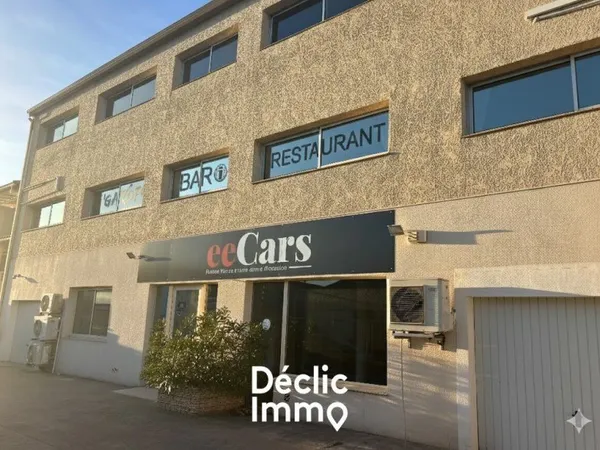 MURS COMMERCIAUX 830 m2 -Secteur HOPITAL CAREMEAU - GARD