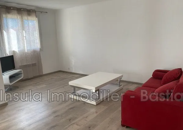 Appartement T3 - Centre Ville - Meublé - Corte