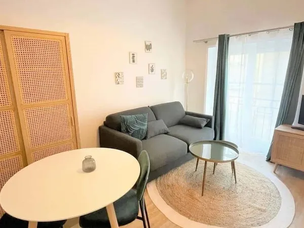 Appartement 1 pièce 13 m²