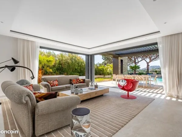 Maison 6 pièces 205 m²