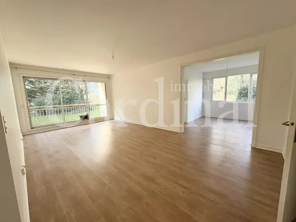 APPARTEMENT FAMILIAL 5 PIÈCES