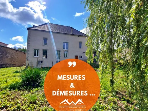 Maison 4 pièces 245 m²