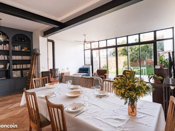 Maison Art deco avec jardin
