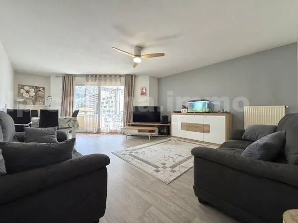 Appartement 4 pièces 94 m²