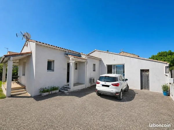 Maison de plain-pied avec vue Luberon - Cavaillon (84300) Agences s'abstenir