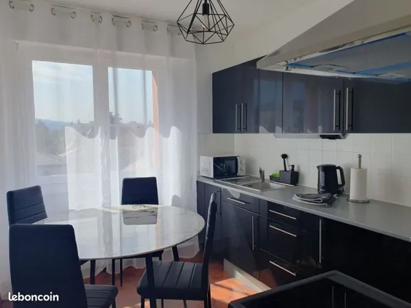 Appartement meublé à proche Genève, tram 12/17 à 50 mètres