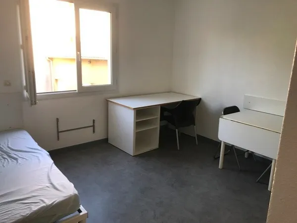 Studio rénové, meublé et rentable au coeur d'une résidence étudiante prisée à Valence
