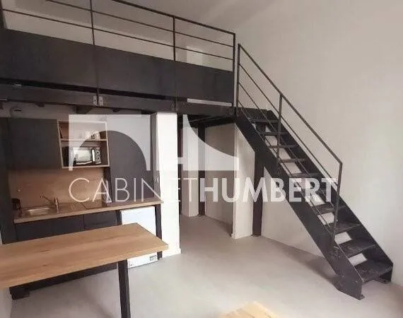 Studio 1 pièce 28 m²