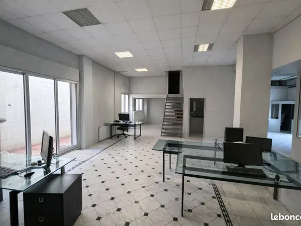 Bureaux Marseille 13010 - 160 m2