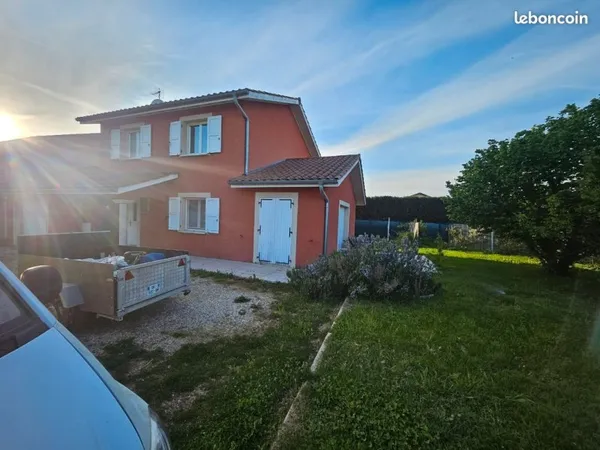 Maison Location Sardieu 5p 135m² 1200€