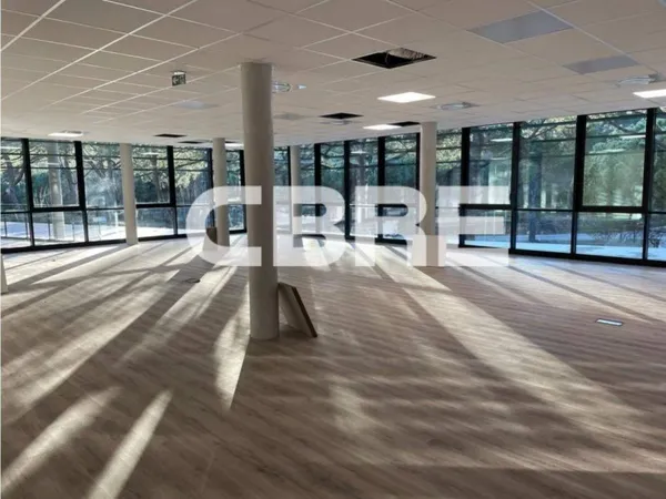Bureaux 494 m²