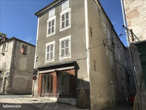 Immeuble 109 m²