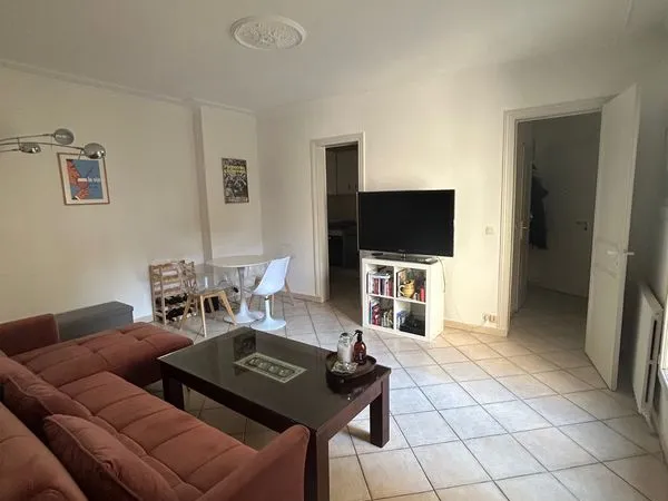 Sous‑location meublée - T2 - 44 m² - Paris 10e