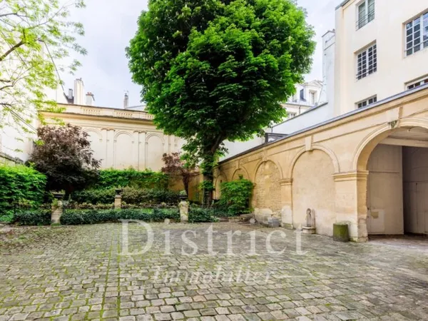 Quai de Seine. Ile Saint Louis. Appartement de 180m² avec terras