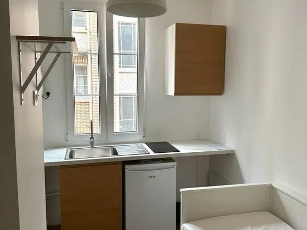 Studette 1 pièce 10 m²
