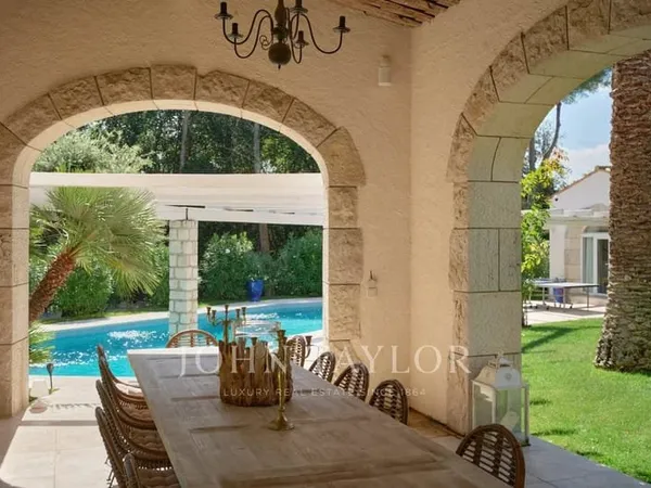 Superbe villa avec piscine et grands espaces de vie - La Colle-sur-Loup