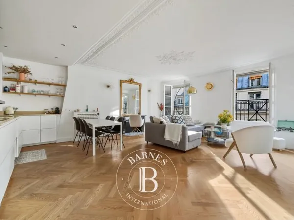 Vente appartement familial - Paris 3 - Temple - 3 chambres - Balcon - Ascenseur - Calme - Lumineux