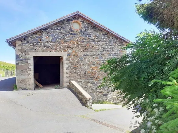 Maison en pierre de 110 m² à Saint Front