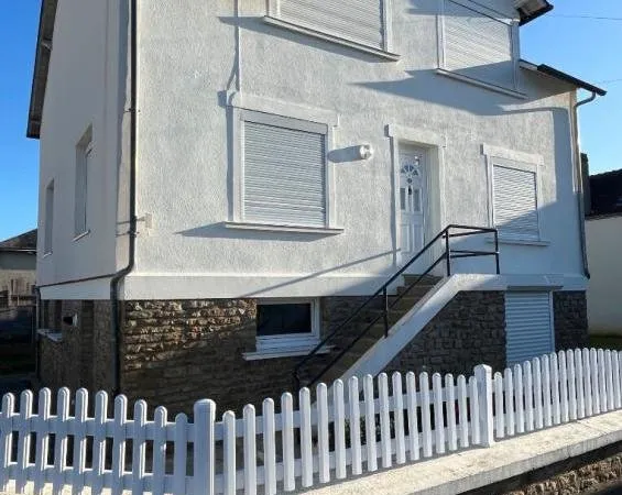 Maison Sable Sur Sarthe 6 pièce(s) 115 m2