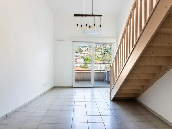 SAINT-SYLVESTRE - APPARTEMENT DUPLEX - 4 PIÈCES - 74 M² - VUE COLLINES - PARKING INCLUS