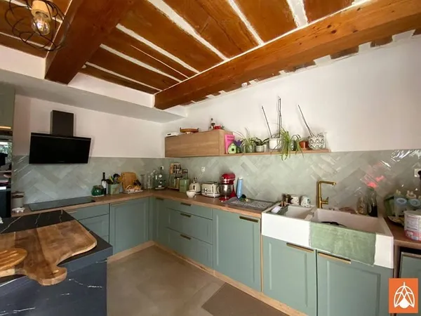 Maison 6 pièces 144 m²