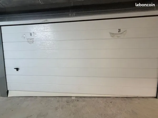 Garage à louer