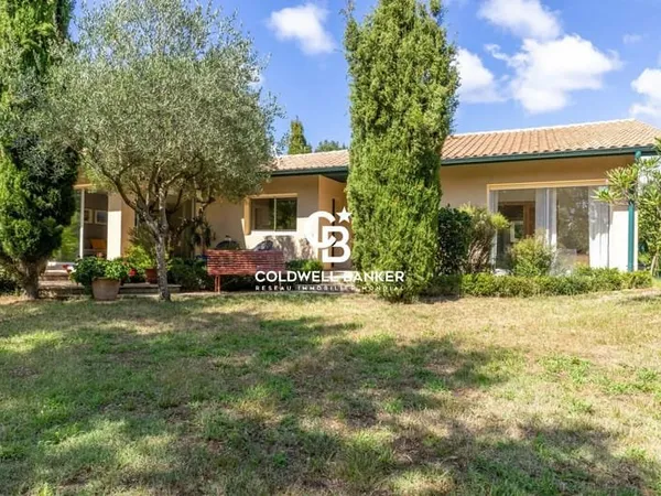 Hossegor - Maison avec terrain de 1 500 m² et studio