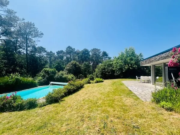 Maison 6 pièces 197 m²