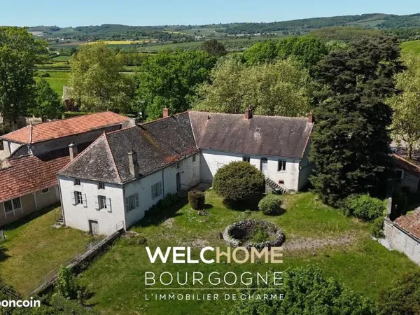 Propriété 9 pièces 205 m²