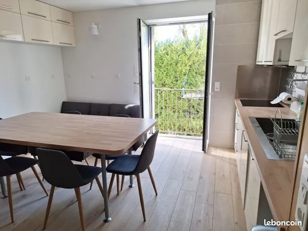 Loue appartement meublé