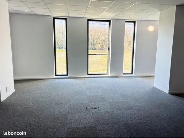 Location bureau Technolac