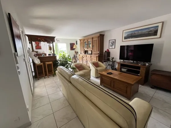 Maison de plain-pied 5 pièces 124 m²