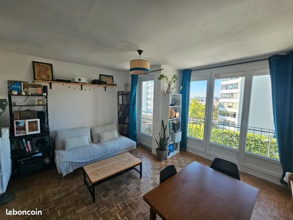 Appartement T3 lumineux 57,75 m² - Quartier Bourg-l'Évêque, Rennes - Particuliers à particuliers (ag
