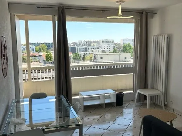 🚨 T1 bis / 34 m2 avec Grand Balcon / TB Etat / Meuble