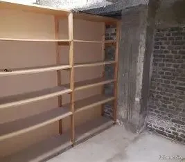 Cave pour stockage cannes