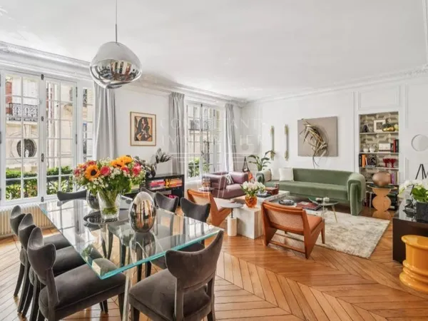 Vends T3 - 78m² - Paris 16ème