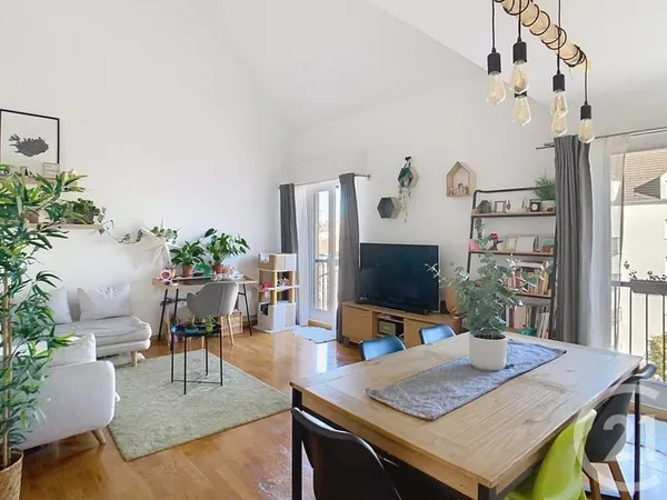 Appartement 4 pièces 91 m²
