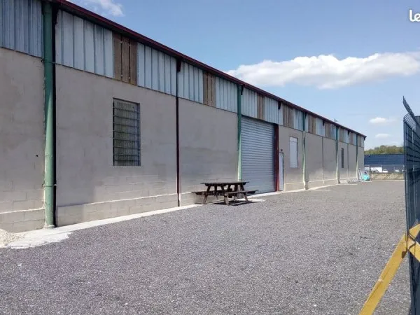 Hivernage/gardiennage/place de parking camping-car, voiture, bateau, remorque, ou autres