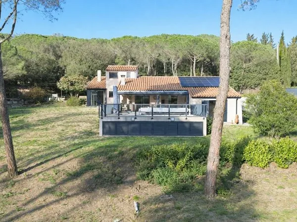 Maison 7 pièces 180 m²
