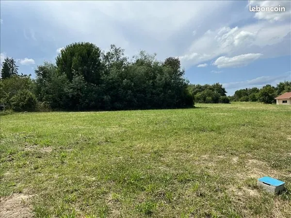 Terrain 893 m² Mirande