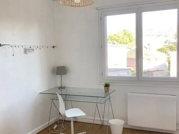 Chambre meublée à louer dans colocation Boulevard Clémenceau