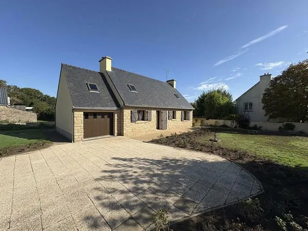 A vendre RIEC SUR BELON (29340) Maison 5 pièces 2 chambres 83 m2