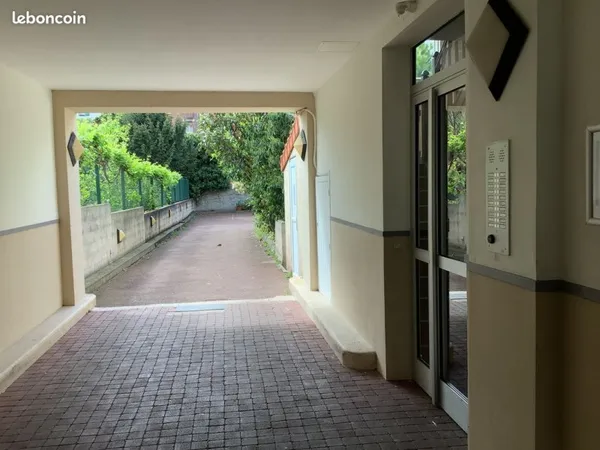 2 PIÈCES 40m2 CENTRE-VILLE