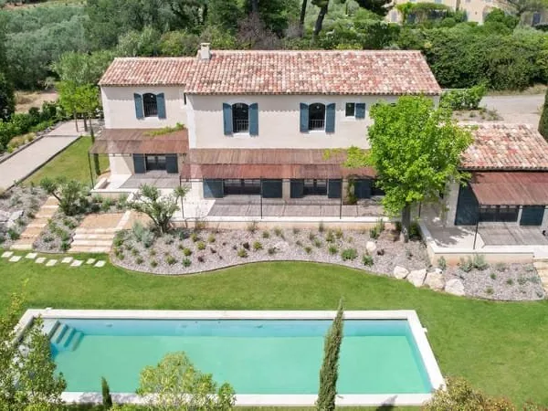 Maison 5 pièces 282 m²