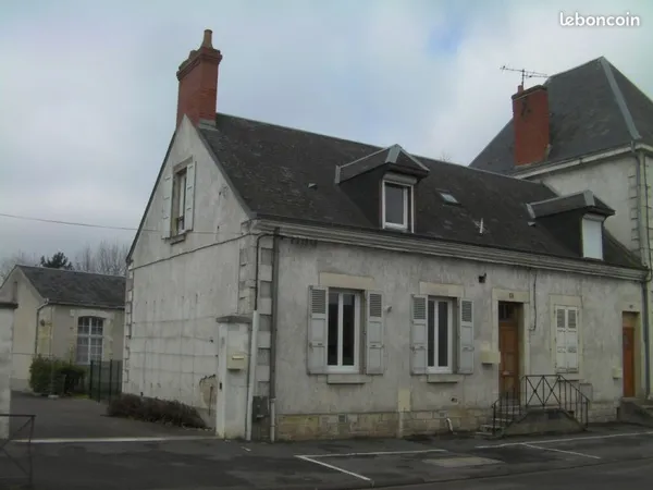 Ensemble immobilier de 3 maisonT3 à Vierzon