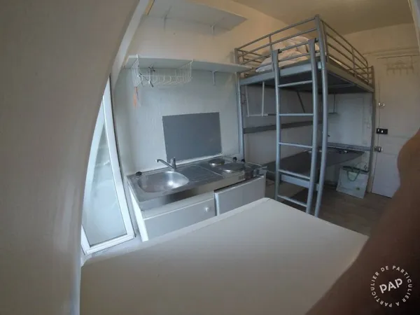 Studio 1 pièce 8 m²