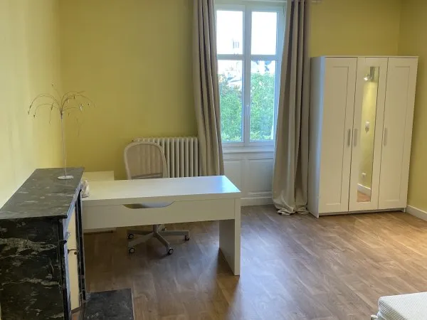 Location chambre meublée étudiant dans colocation Angers UCO - 30m²