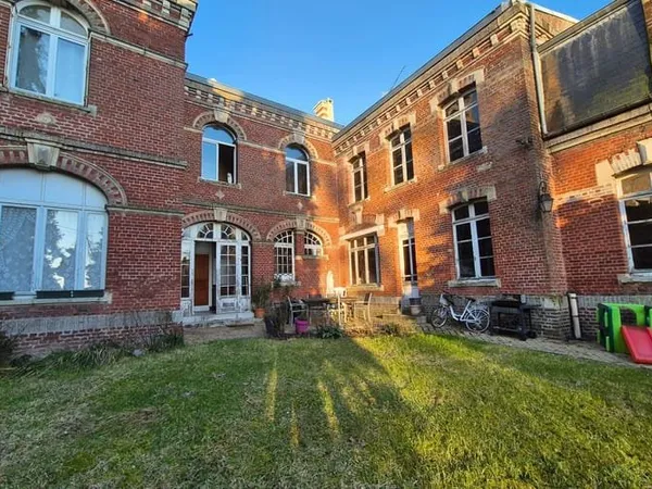 Immeuble de rapport 8 pièces 300 m²