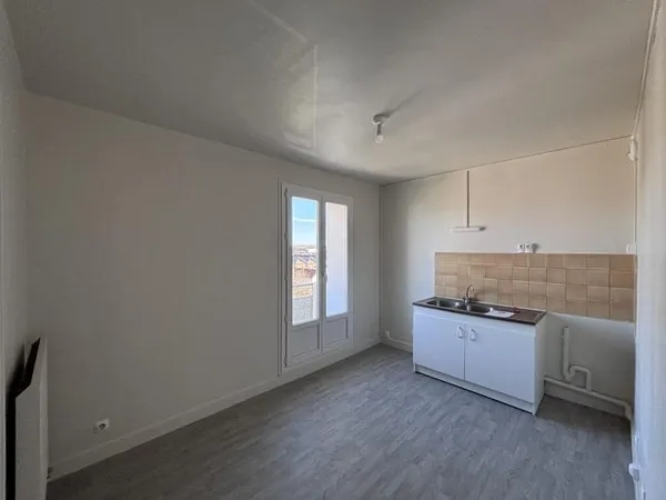 À LOUER - APPARTEMENT T2 - VENDOME (41)